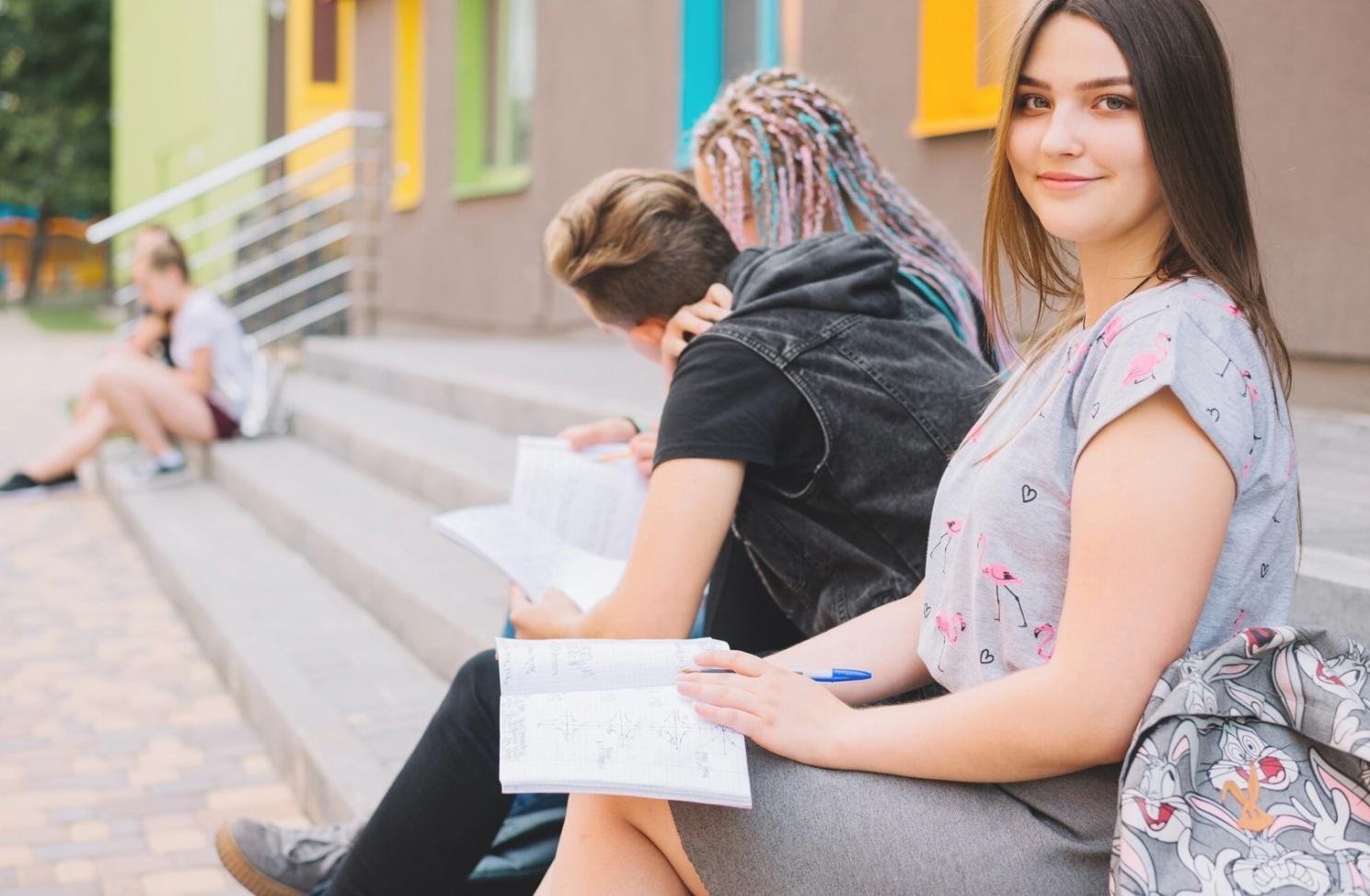 Espacio de trabajo acogedor donde desarrollamos estrategias financieras personalizadas